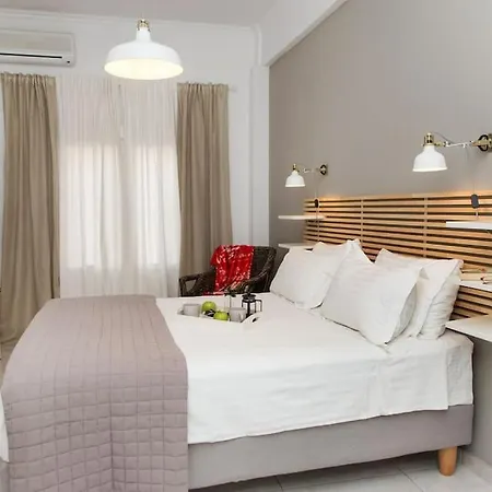 Modern House In The Old Town La Canea